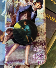 Load image into Gallery viewer, Nancy Drew Pop Socket Sleuth Social